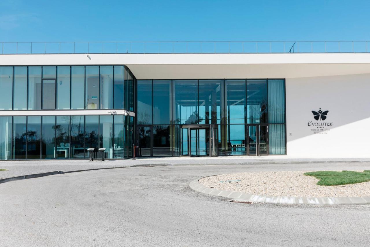 Royal Obidos Scenic Resort Praia del Rei Εξωτερικό φωτογραφία The headquarters of the company in the town of Ovar, Portugal.