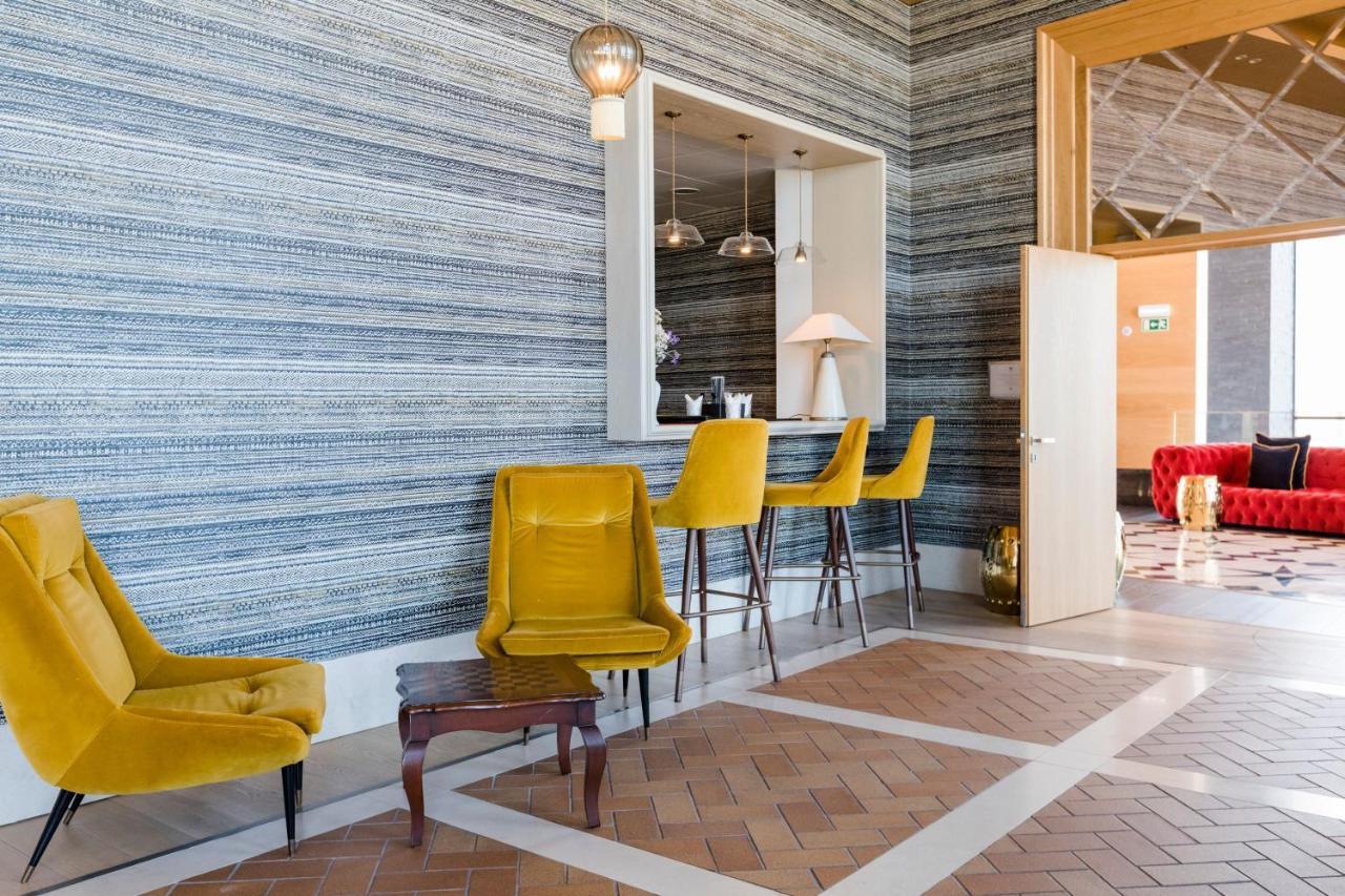 Royal Obidos Scenic Resort Praia del Rei Εξωτερικό φωτογραφία The interior of the hotel