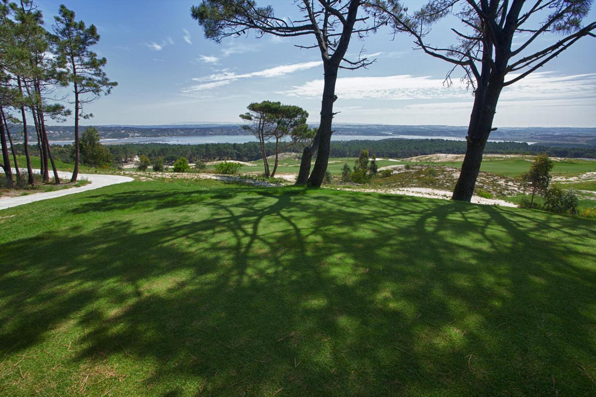 Royal Obidos Scenic Resort Praia del Rei Εξωτερικό φωτογραφία View of the golf course