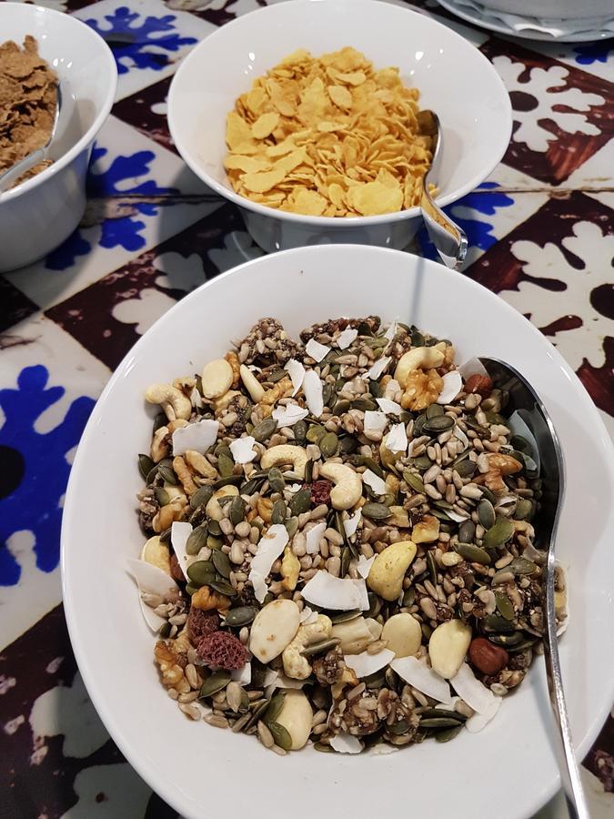 Royal Obidos Scenic Resort Praia del Rei Εξωτερικό φωτογραφία Muesli with nuts and coconut